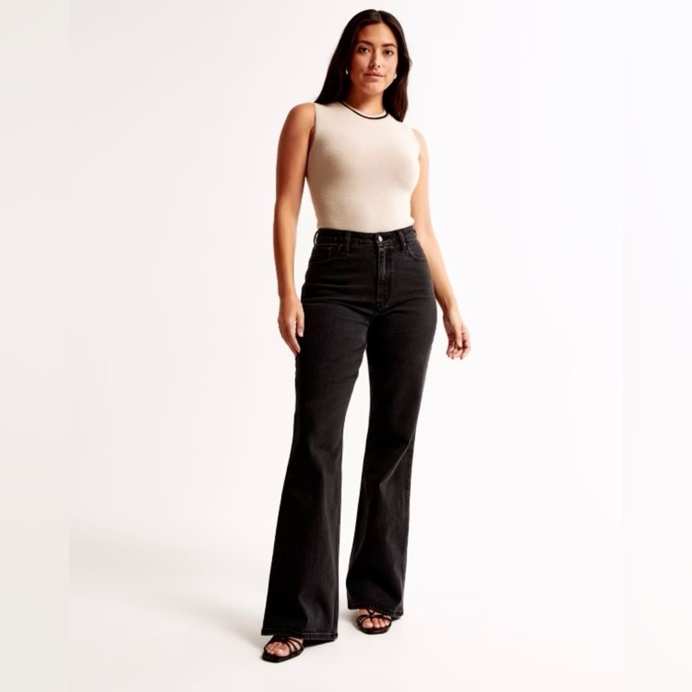Abercrombie & Fitch Curve Love Black High-Rise Flare Jeans
